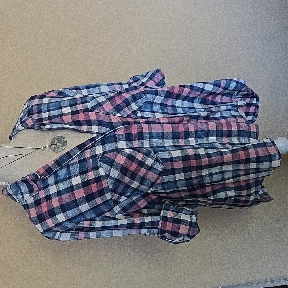 Anthropologie Cloth & Stone Pink / Blue Plaid Split Back Button Down EUC - M